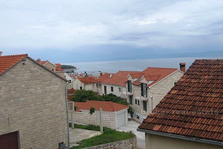 2 nově zrekonstruované apartmány s výhledem na moře, k prodeji