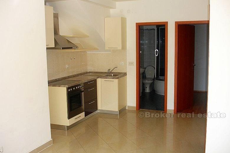 Dva apartmana za prodaju