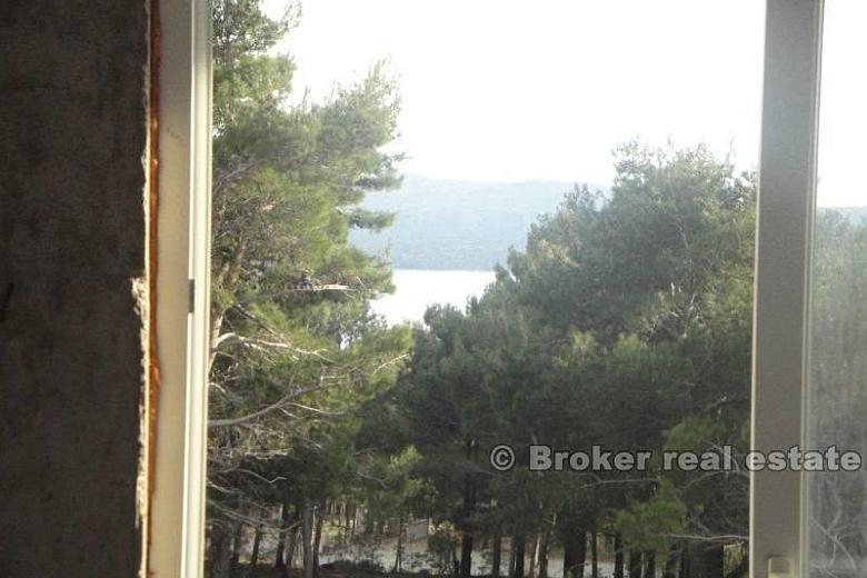 Maison non finie avec une vue imprenable sur la mer