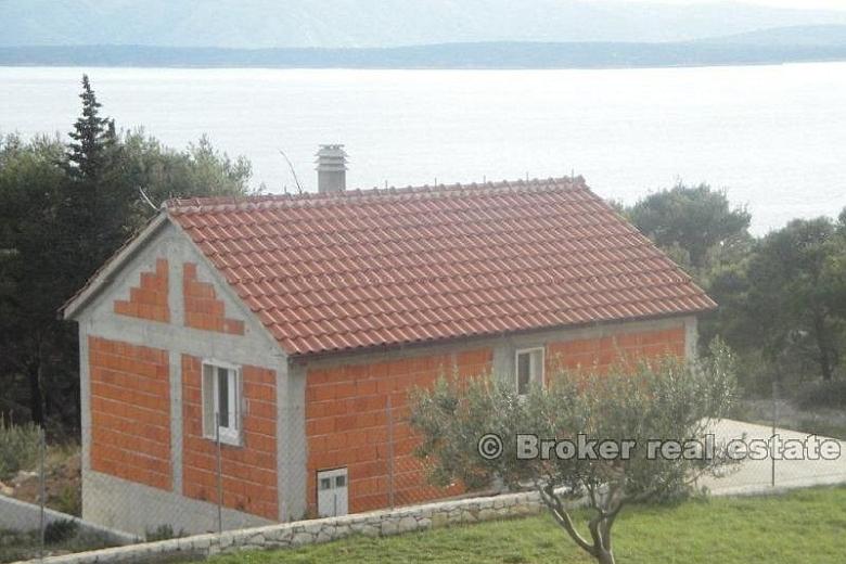 Maison non finie avec une vue imprenable sur la mer