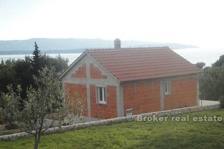 Unfinished house with stunning views of the sea