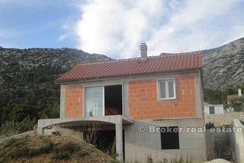 Unfinished house with stunning views of the sea