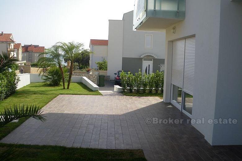 Appartements duplex et triples, à vendre