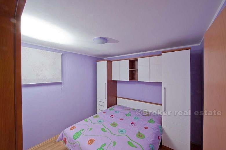 Dům na 3 podlažích, na prodej