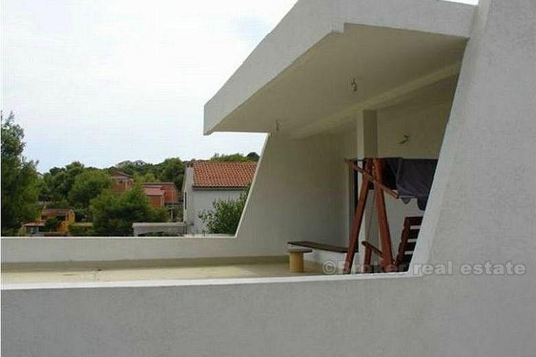 Kuća za odmor s 2 apartmana, za prodaju