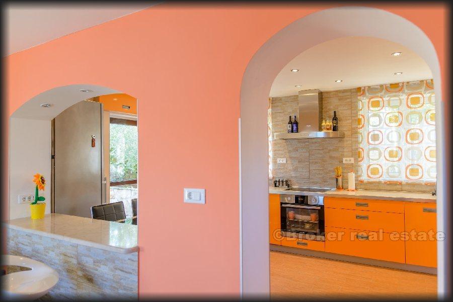 Belle maison près de la mer, à vendre