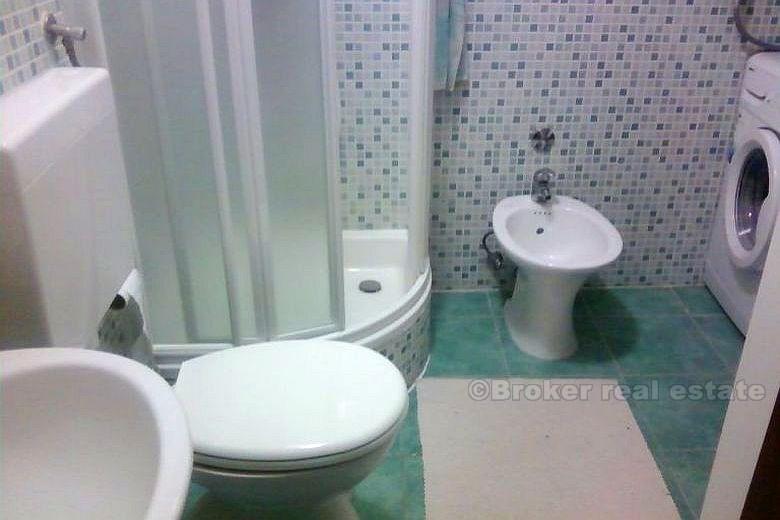 Полностью отремонтированная квартира, для продажи