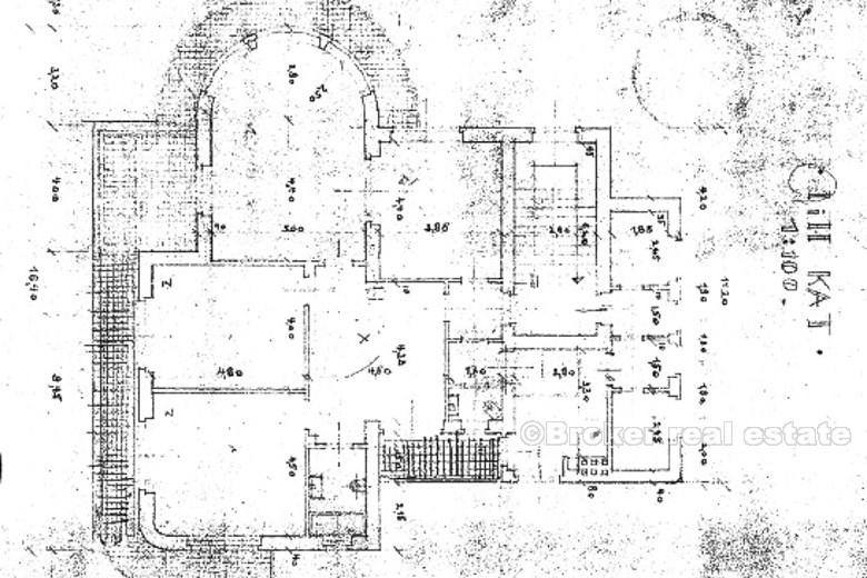 Квартира рядом с известным песчаным пляжем, продажа