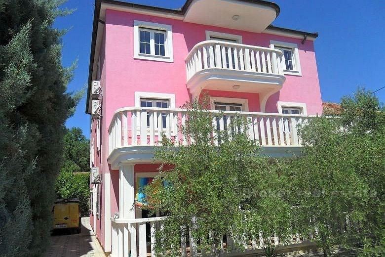 Attraktive Villa erste Reihe zum Meer, zum Verkauf