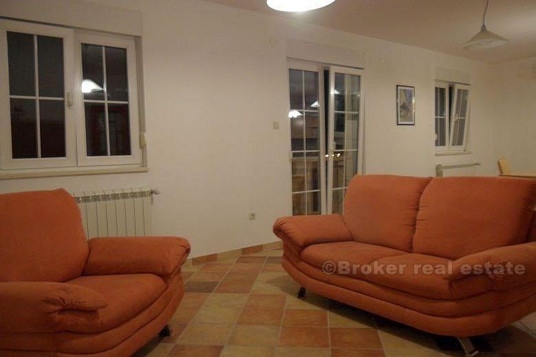 Attractive villa first row to the sea, for sale