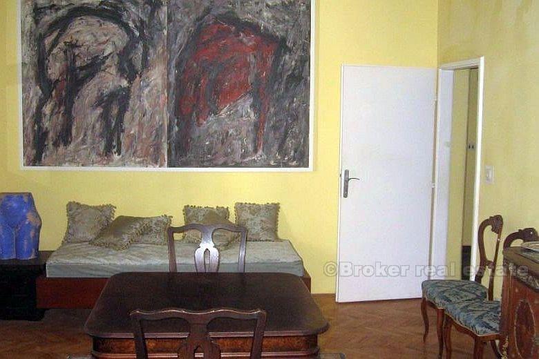 Nydelig renovert leilighet