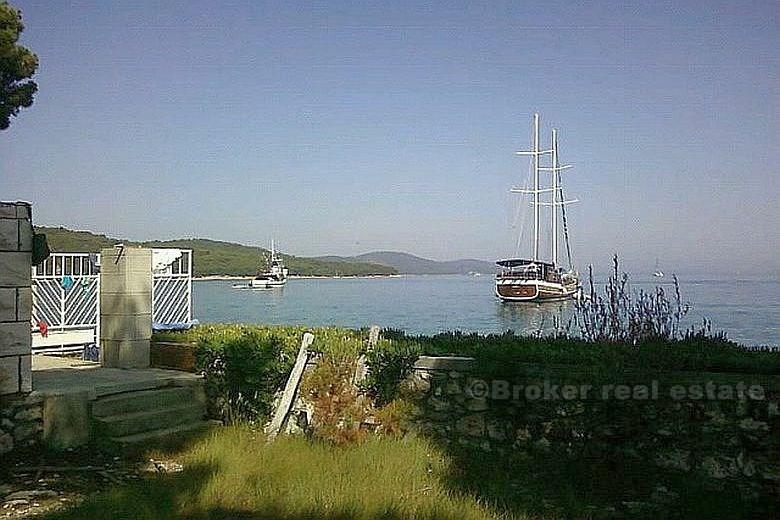 Dům na pozemku 1000 m2