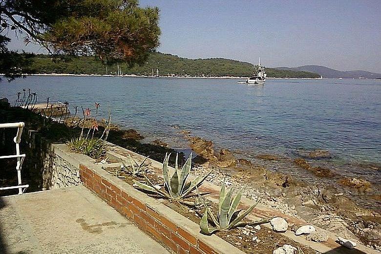 House on a land plot of 1000 m2