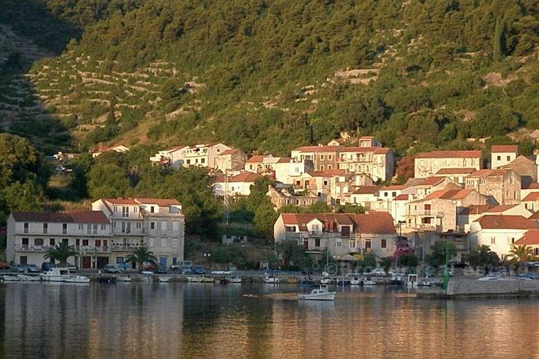 La maison en pierre, rénovée