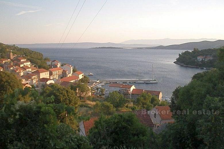 Kamena kuća, renovirana