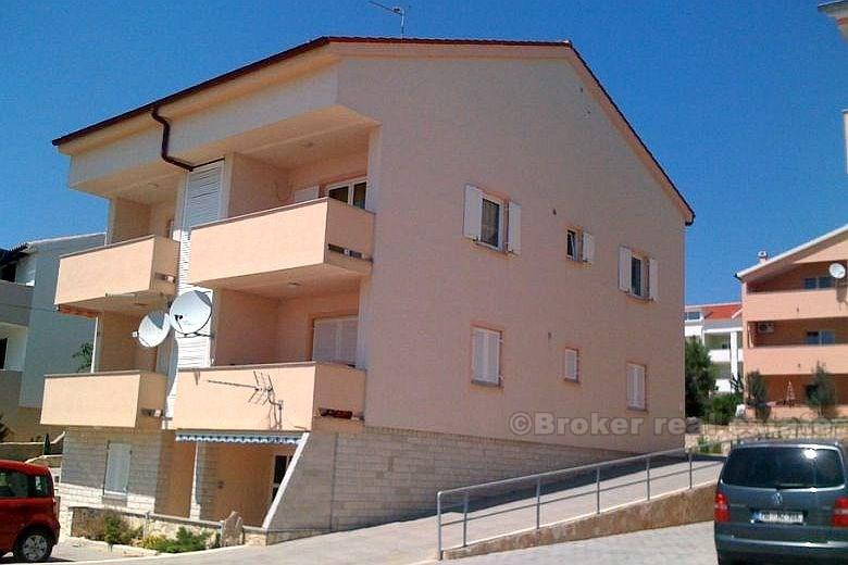 Wohnung mit 3 Zimmern, zu verkaufen