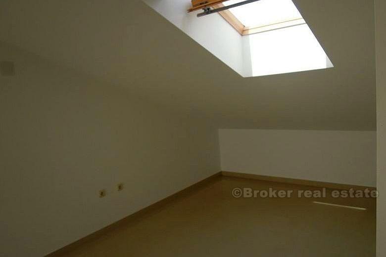 Wohnung mit 3 Zimmern, zu verkaufen