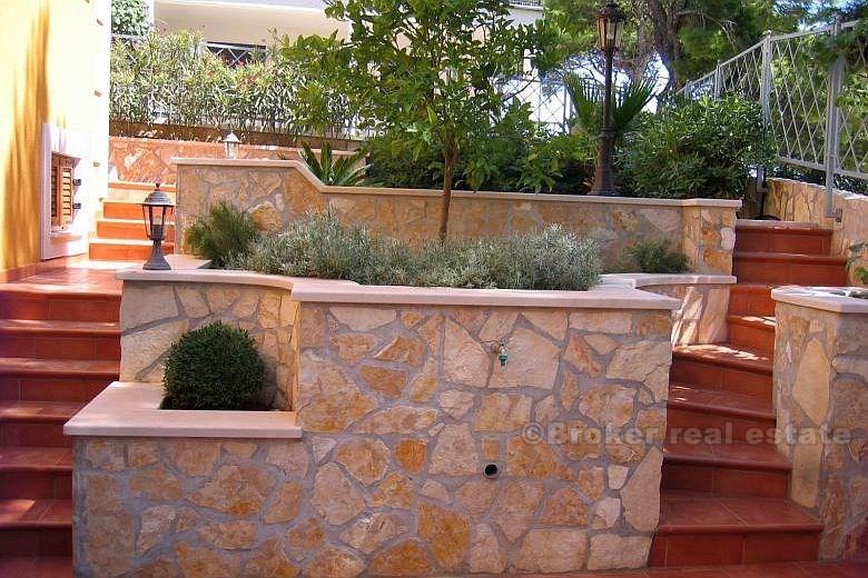 Дом в красивом месте, продается