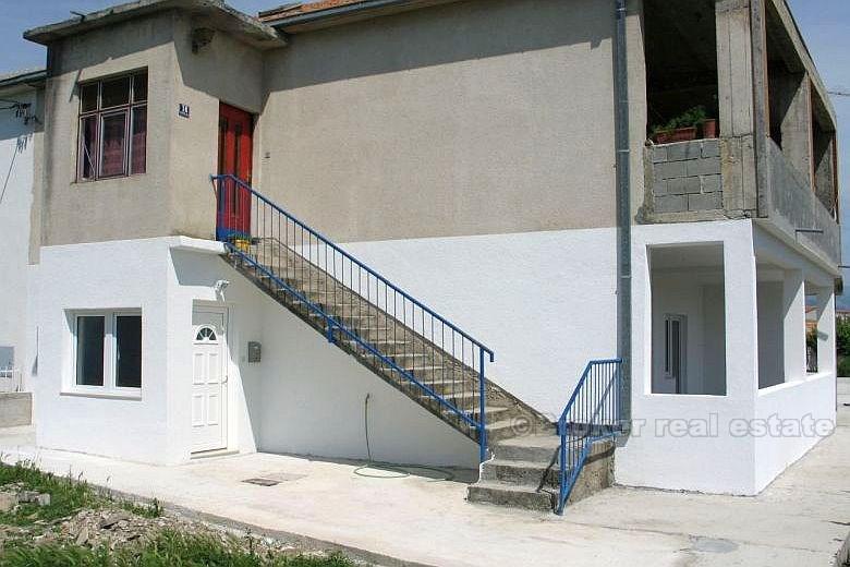 Apartmán v přízemí, k prodeji