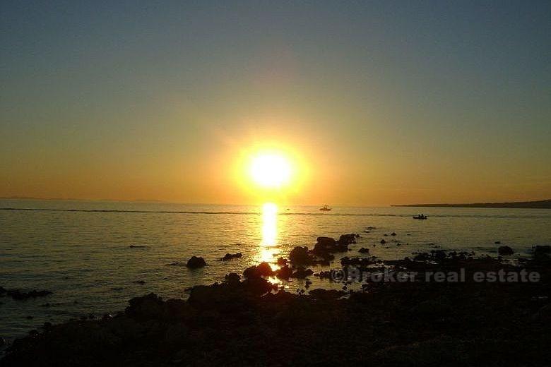 Villa in the beautiful town, for sale