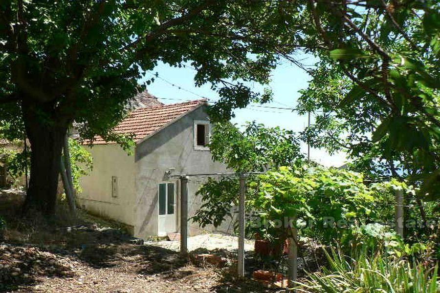 Old stone house of 36 m2