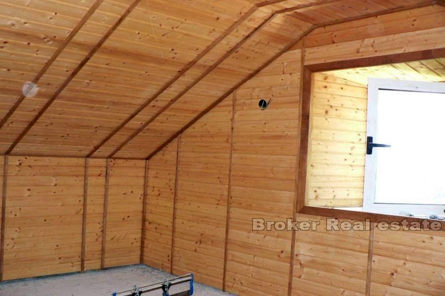 Starý kamenný dům o rozloze 36 m2