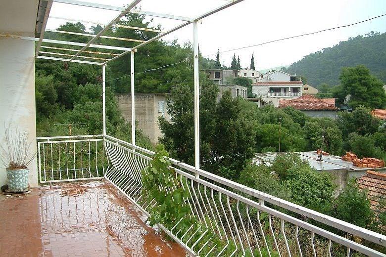 Дом на южной стороне острова, продается