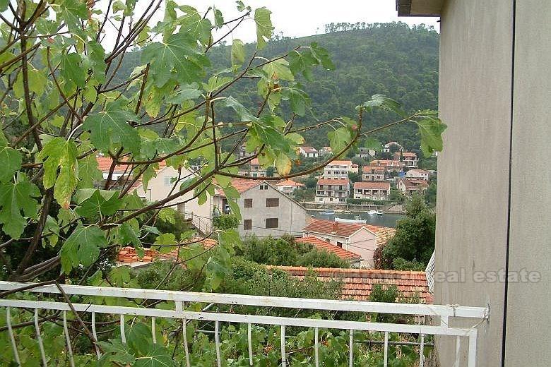 House on the south side of the island, for sale
