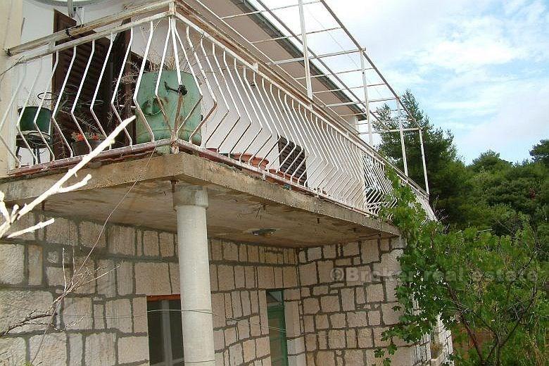 Dom na południowej stronie wyspy, na sprzedaż