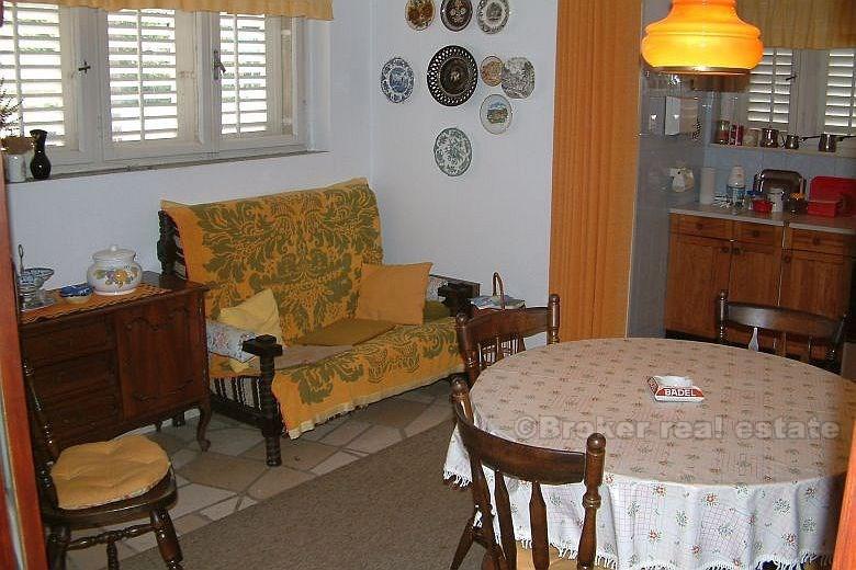 Dom na południowej stronie wyspy, na sprzedaż