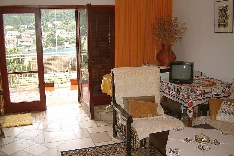 Dom na południowej stronie wyspy, na sprzedaż