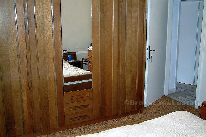 Dom na południowej stronie wyspy, na sprzedaż