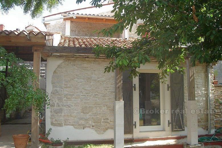 Casa / villa vicino alla piazza principale