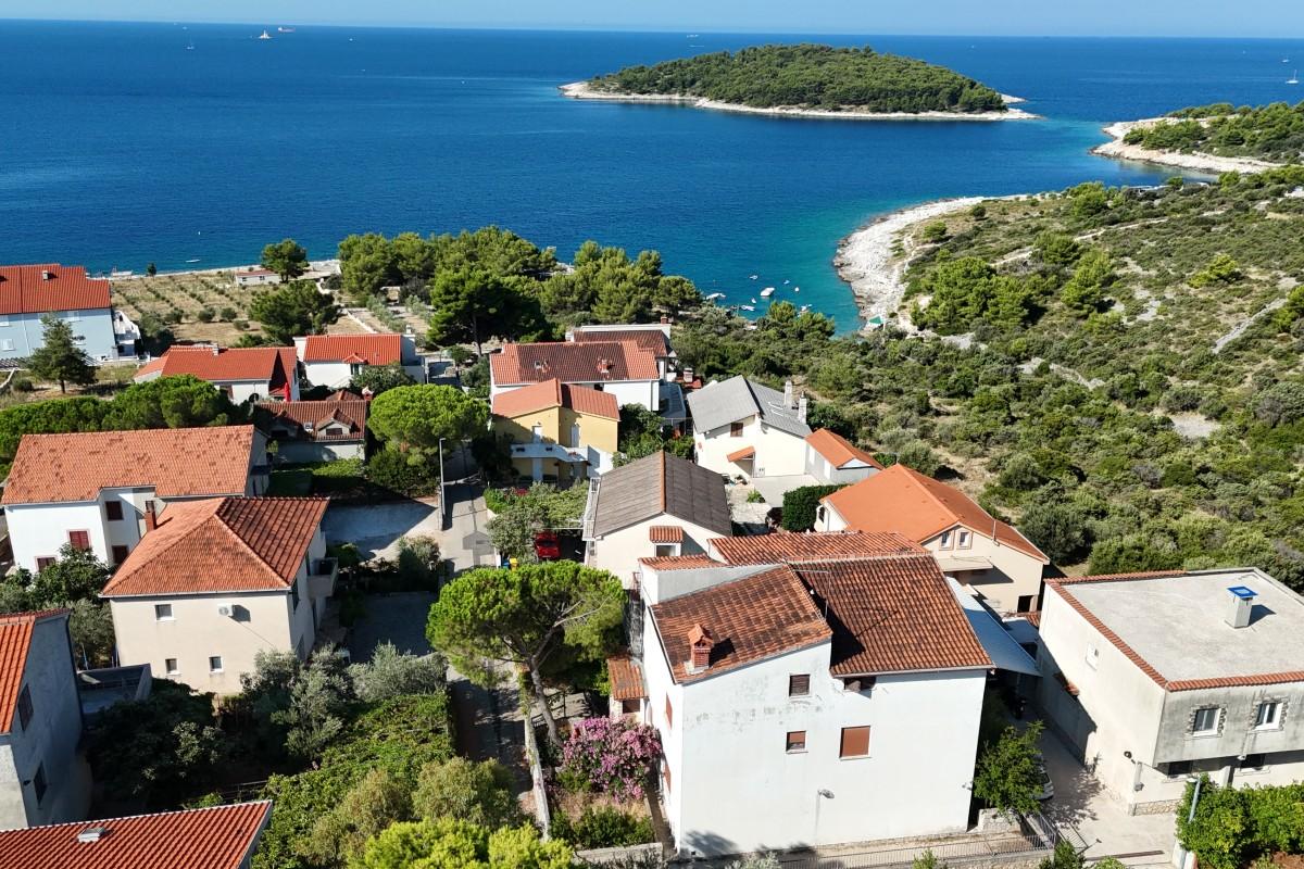 001-3783-30-rogoznica-house-near-the-sea-for-sale