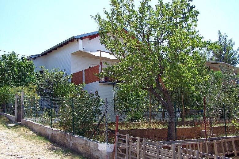 Casa su 3 piani, in vendita