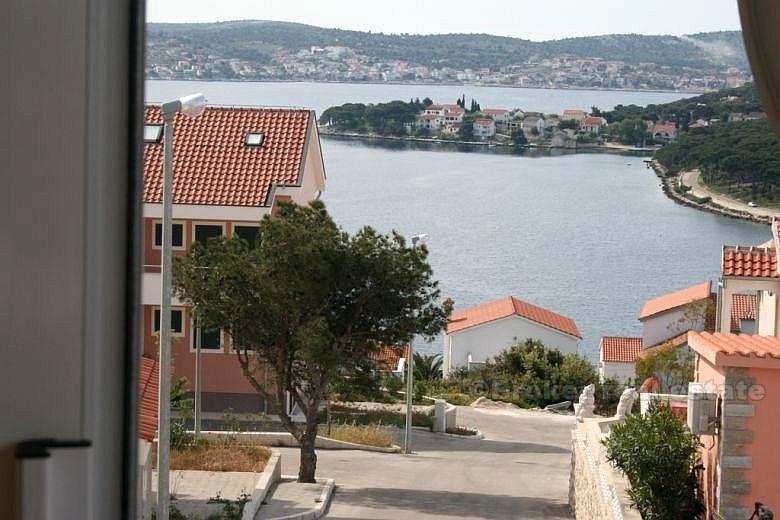 Prostorný apartmán se 2 ložnicemi, na prodej