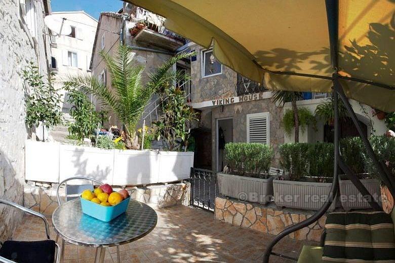 Maison en pierre rénovée de luxe, à vendre