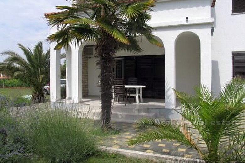 The house with 4 apartments, for sale