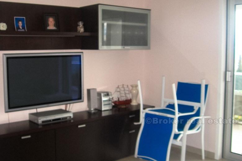 Schöne Wohnung mit zwei Schlafzimmern