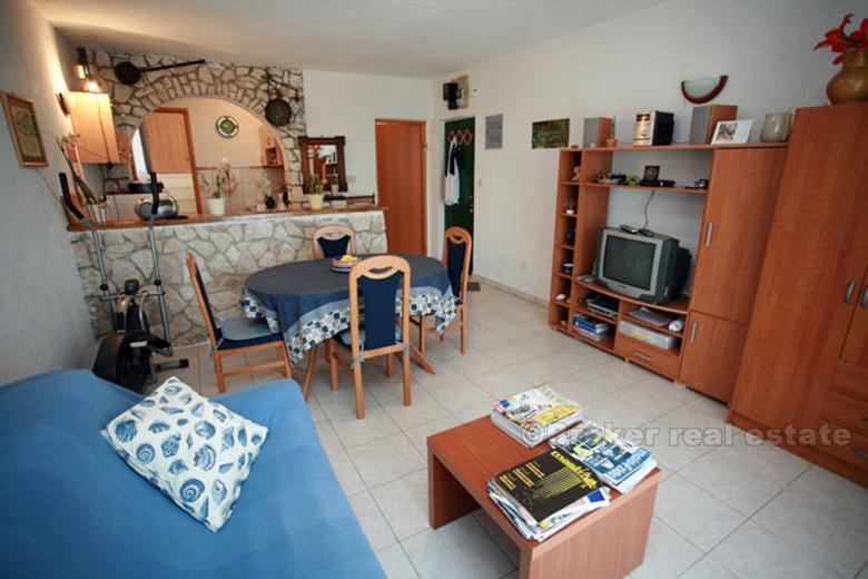 2 apartmana idealna za odmor, za prodaju