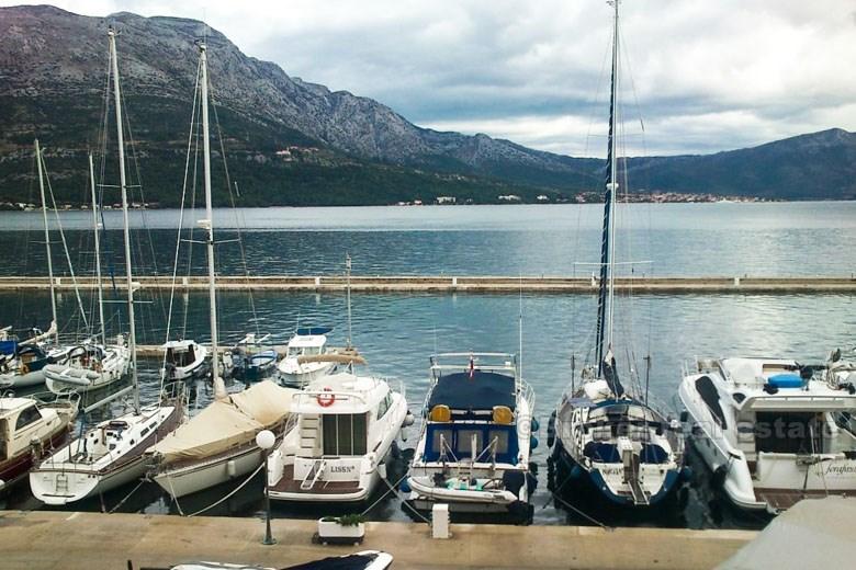 La casa in riva al mare, in vendita