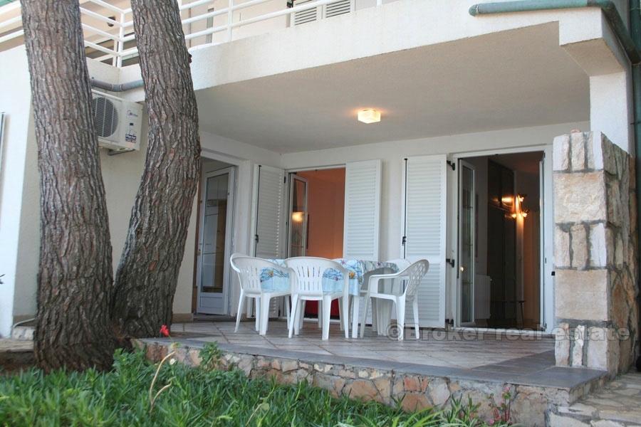 Dwupokojowe mieszkanie w pierwszym rzędzie do morza