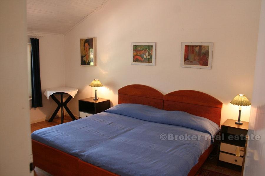 Dwupokojowe mieszkanie w pierwszym rzędzie do morza