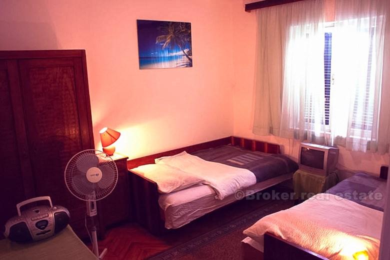 Appartement de 50 m2 au rez-de-chaussée