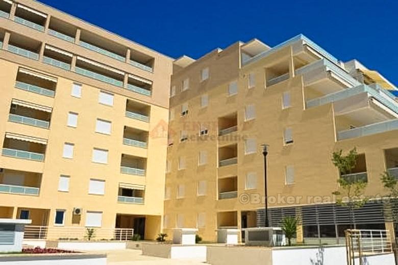 Znjan, Luxury three bedroom apartment, for sale