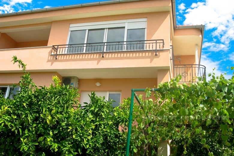 Jedan ili dva apartmana