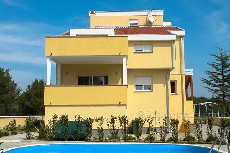 Hotel v populární turistické destinace, na prodej