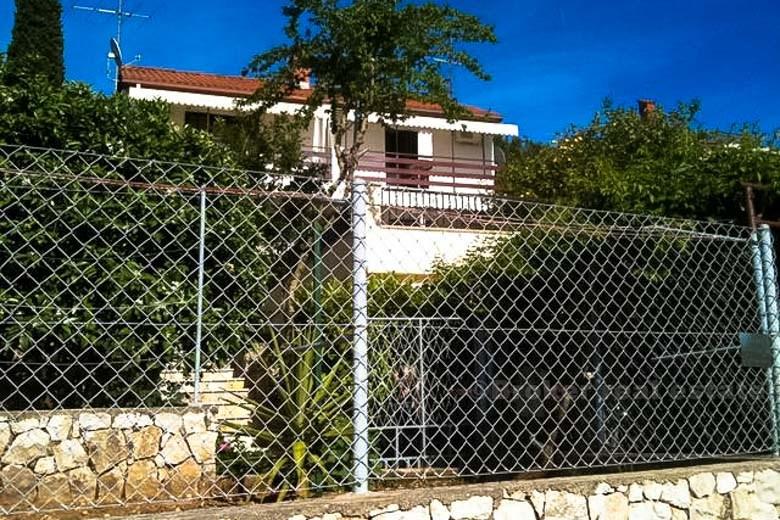 Hyggelig familiehus i to etasjer