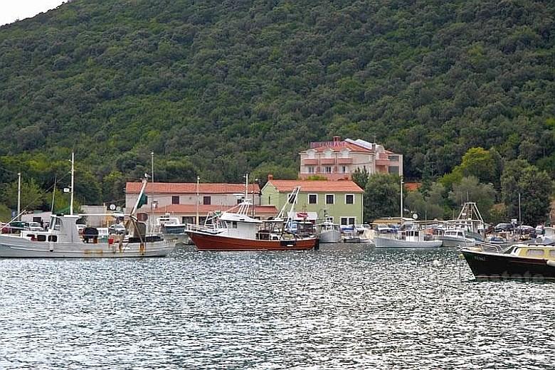 Hotel di lusso in una tranquilla baia, in vendita