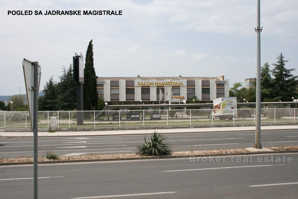 Moderne Geschäftseinrichtung, zum Verkauf